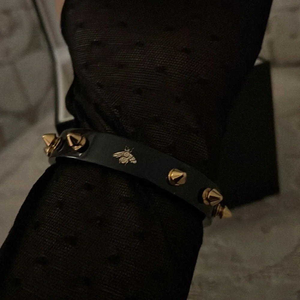Gucci Watch - Picture 3 of 9